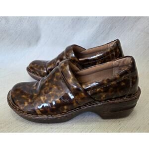 BOC Born Concepts Woman's Animal Print Leopard Brown Shiny Clogs Size 10M